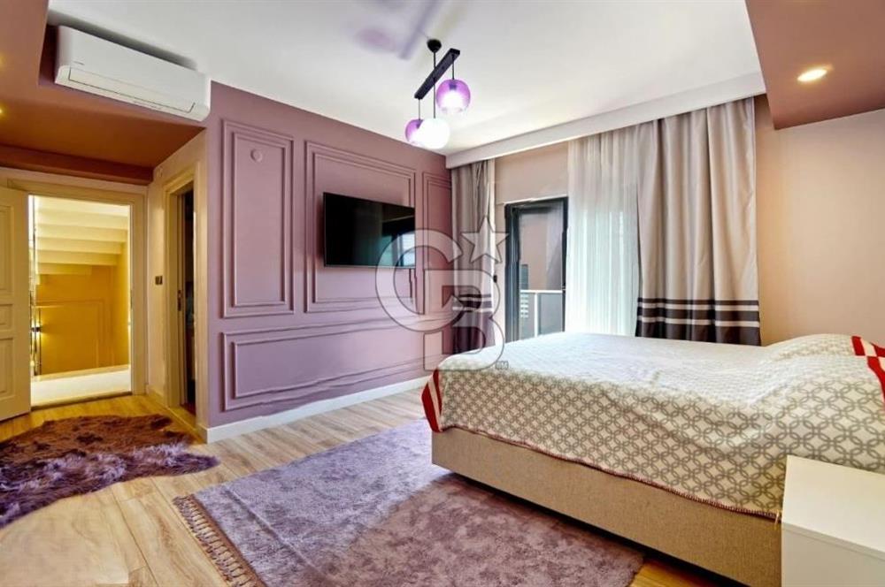 Urla Çamlıçay’da Ultra Lüks 5+1 Deniz Manzaralı Villa