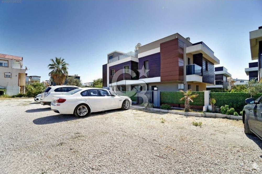 Urla Çamlıçay’da Ultra Lüks 5+1 Deniz Manzaralı Villa