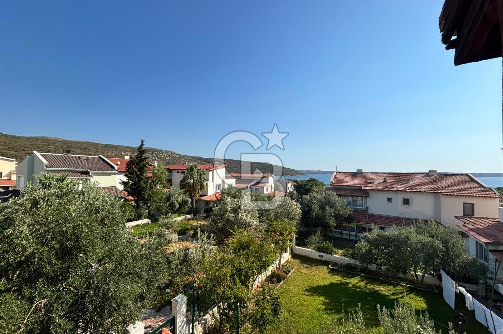 URLA İLTUR SİTESİ'NDE SATILIK FIRSAT VİLLA