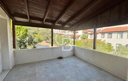 URLA İLTUR SİTESİ'NDE SATILIK FIRSAT VİLLA