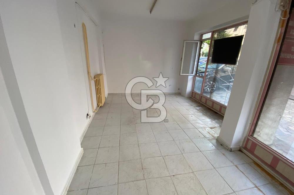 Alsancak Fuar Karşısında Satılık 24 m2, 7 mt. cepheli Dükkan
