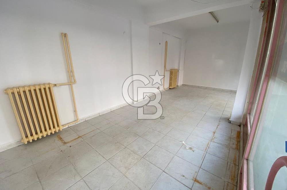 Alsancak Fuar Karşısında Satılık 24 m2, 7 mt. cepheli Dükkan