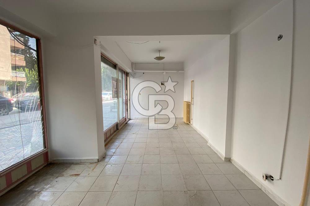 Alsancak Fuar Karşısında Satılık 24 m2, 7 mt. cepheli Dükkan