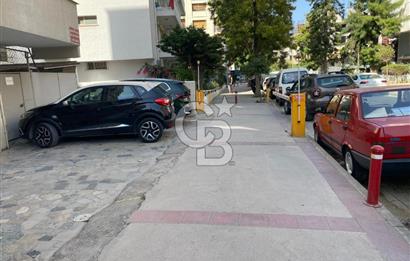 Alsancak Fuar Karşısında Satılık 24 m2, 7 mt. cepheli Dükkan