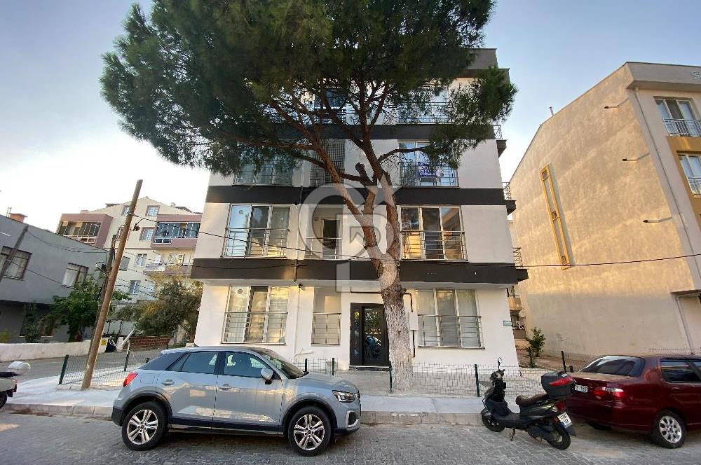 ÇANAKKALE BARBAROS MAHALLESİ SATILIK AYRI MUTFAK 1+1 DAİRE