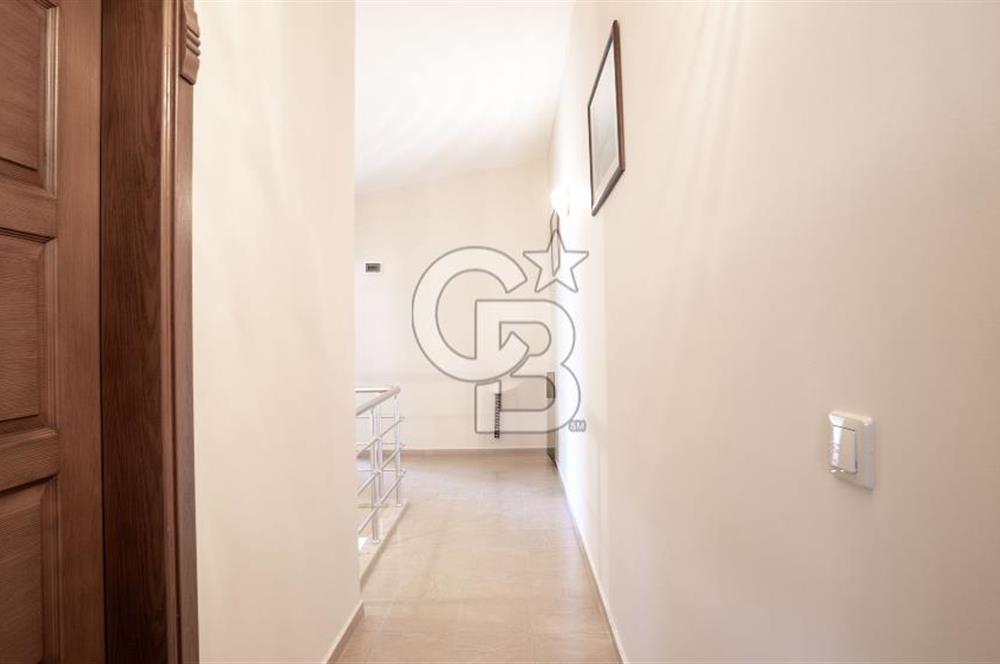 CB MARİNA'DAN PANOROMİK DENİZ MANZARALI SATILIK 4+1 DUBLEX DAİRE