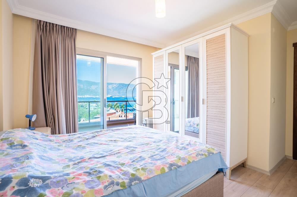 CB MARİNA'DAN PANOROMİK DENİZ MANZARALI SATILIK 4+1 DUBLEX DAİRE