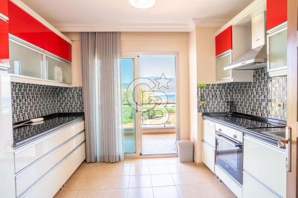 CB MARİNA'DAN PANOROMİK DENİZ MANZARALI SATILIK 4+1 DUBLEX DAİRE