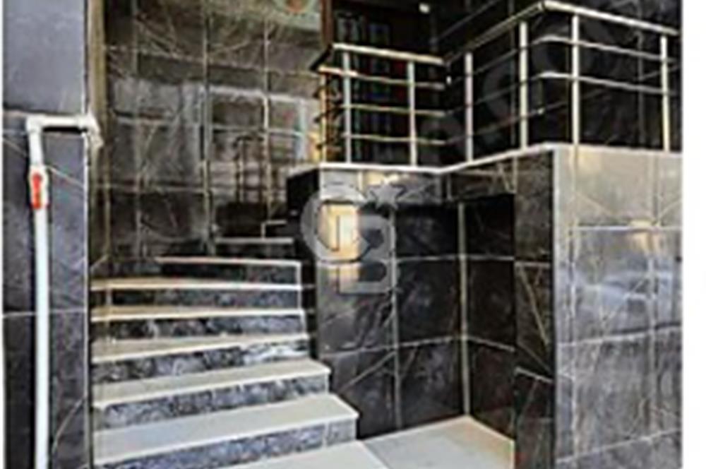 SATILIK MERKEZ'DE 2+1 ÖZEL KAMERA SİSTEMİ BALKONLU YÜKSEK GİRİŞ