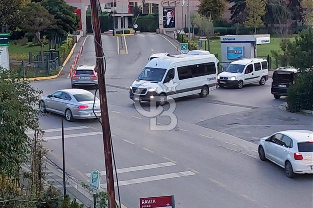 Satılık Bina Ümraniye 450 m2 Şile Otoyolu Cepheli SinpaşAquaCity