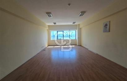 BAYRAKLI TEPEKULE İŞ MERKEZİ DENİZ MANZARALI KİRALIK OFİS