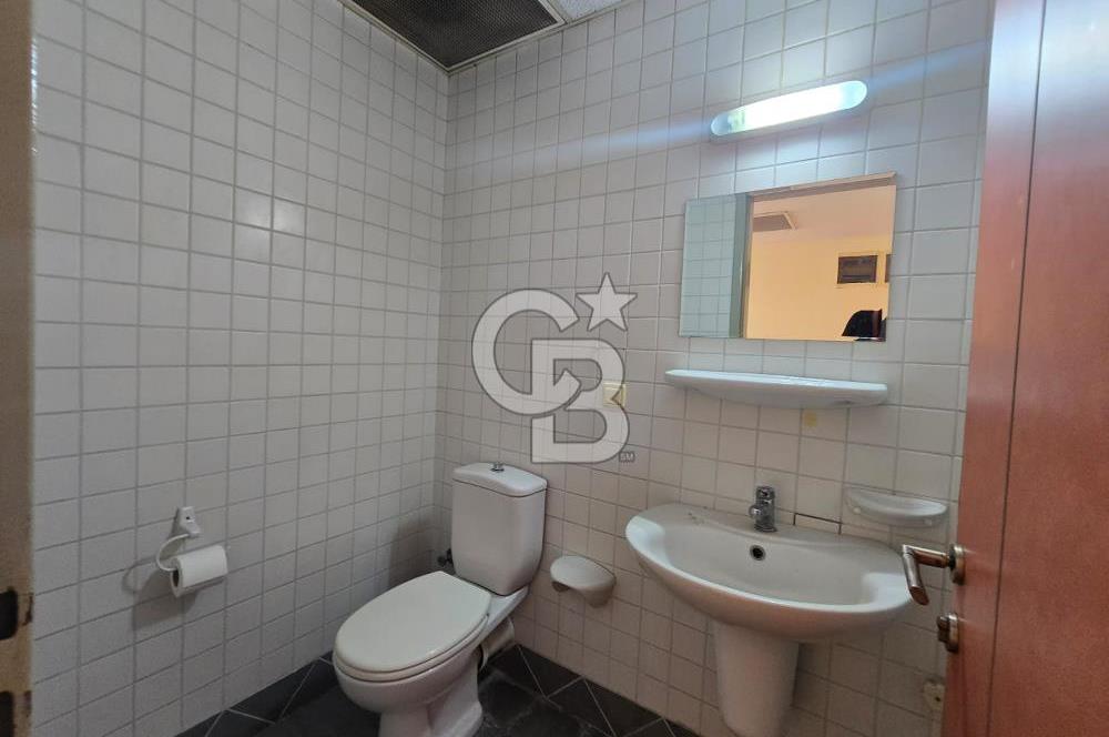 BAYRAKLI TEPEKULE İŞ MERKEZİ DENİZ MANZARALI KİRALIK OFİS