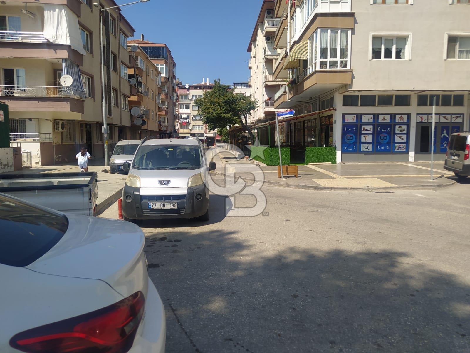 YALOVA MERKEZ DE FULL EŞYALI KİRALIK 2+1 DAİRE !!!