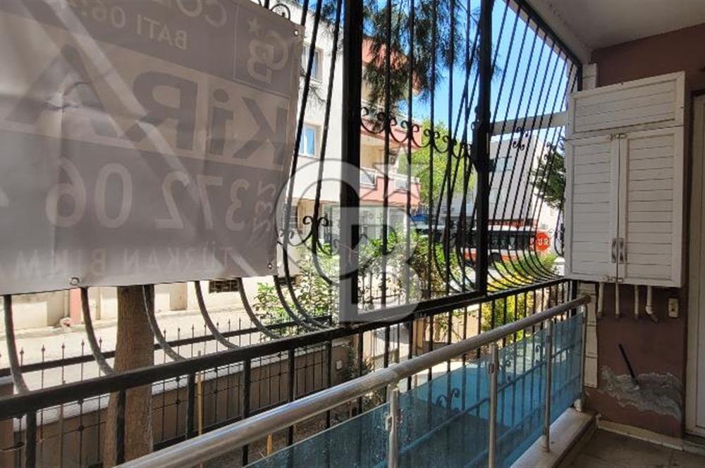 POSTACILARDA MERKEZİ KONUMDA KİRALIK 3+1 DAİRE
