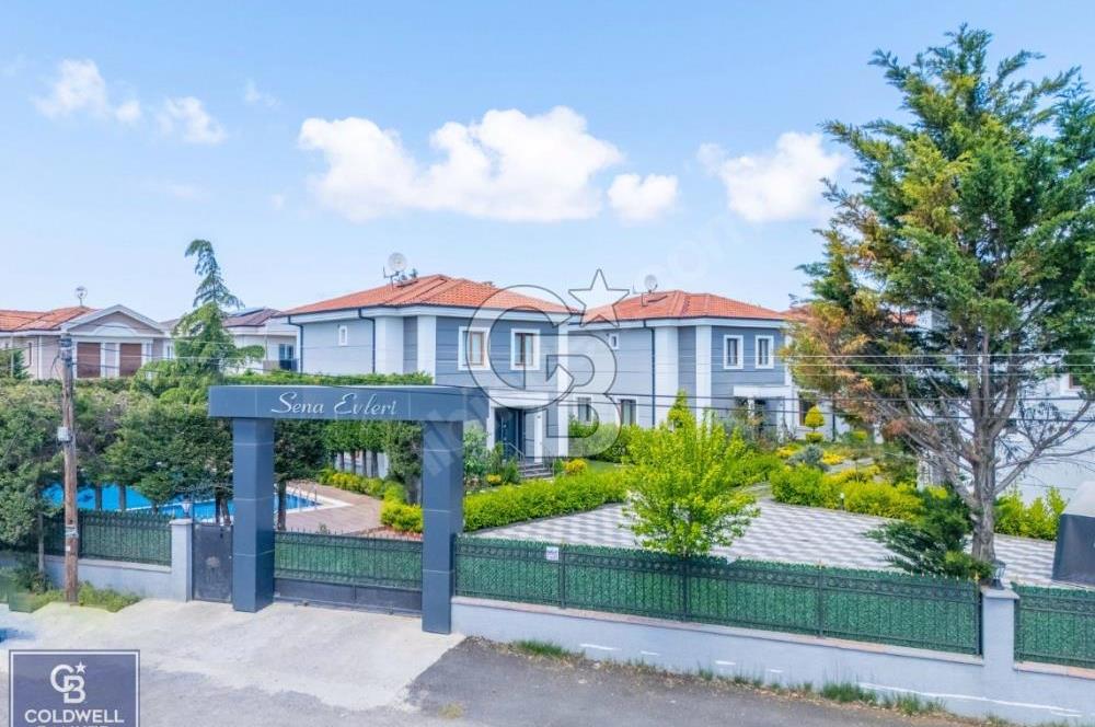 ŞİLE KUMBABA SİTE İÇERİSİNDE SATILIK 4+1 VİLLA 300M² ARSA PAYI