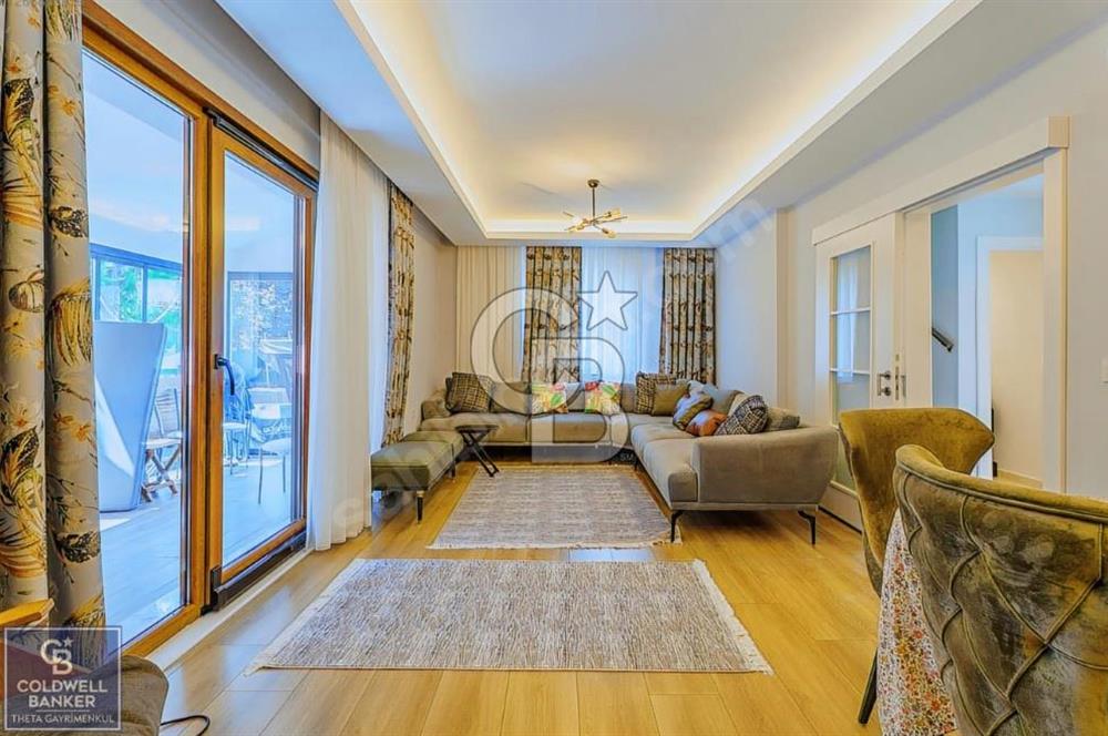 ŞİLE KUMBABA SİTE İÇERİSİNDE SATILIK 4+1 VİLLA 300M² ARSA PAYI