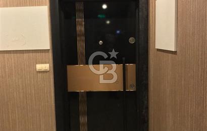 ŞEHRİN MERKEZİ GOLD PLAZADA 2+1 MÖBİLYALI KİRALI OFİS