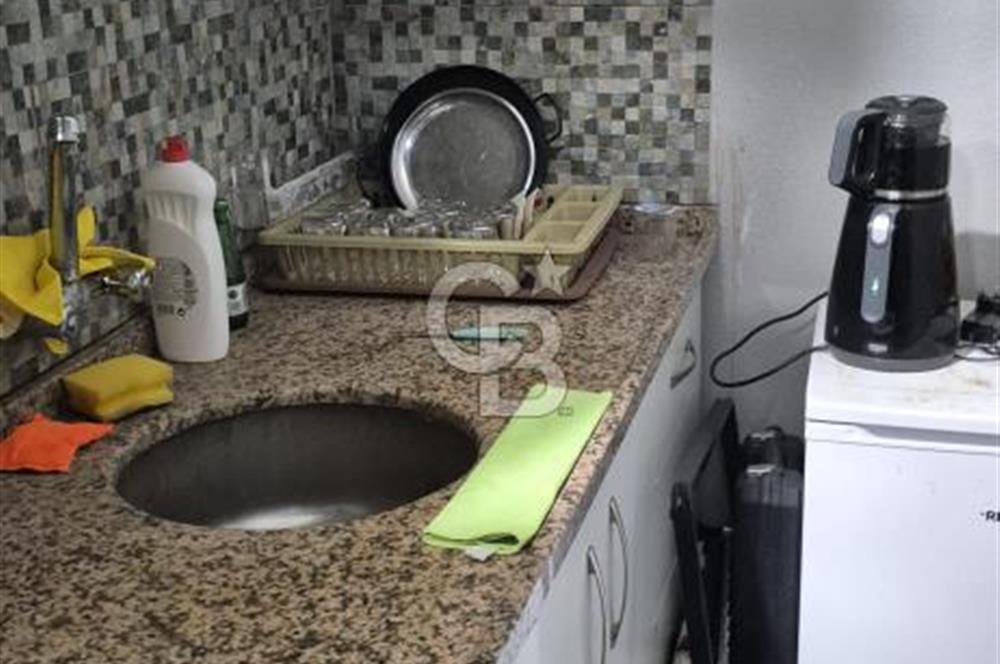 Çiğli - Balatçık - Kiralık Devir Erkek Giyim Mağazası