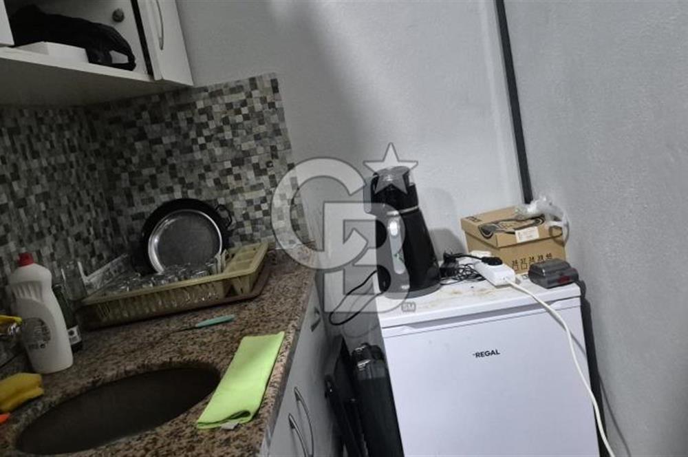 Çiğli - Balatçık - Kiralık Devir Erkek Giyim Mağazası