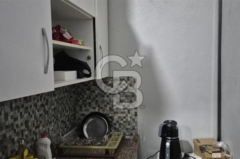 Çiğli - Balatçık - Kiralık Devir Erkek Giyim Mağazası