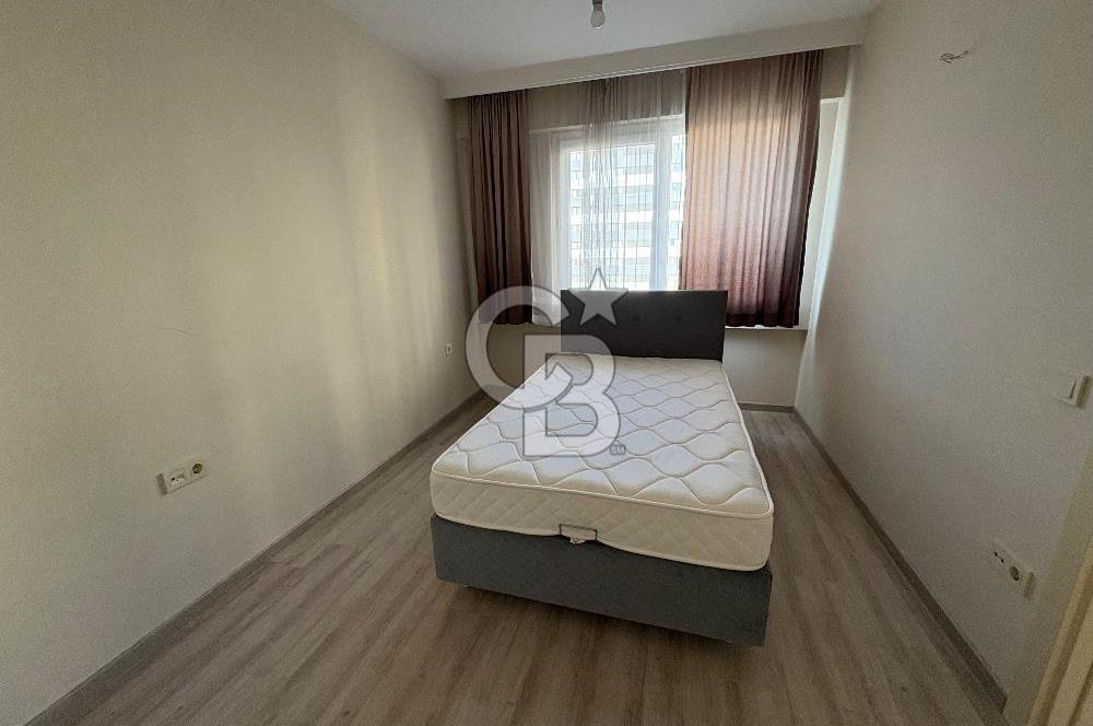 Dumankaya Cadde Yenişehir 1+1 Havuz Manzaralı Kiralık Daire
