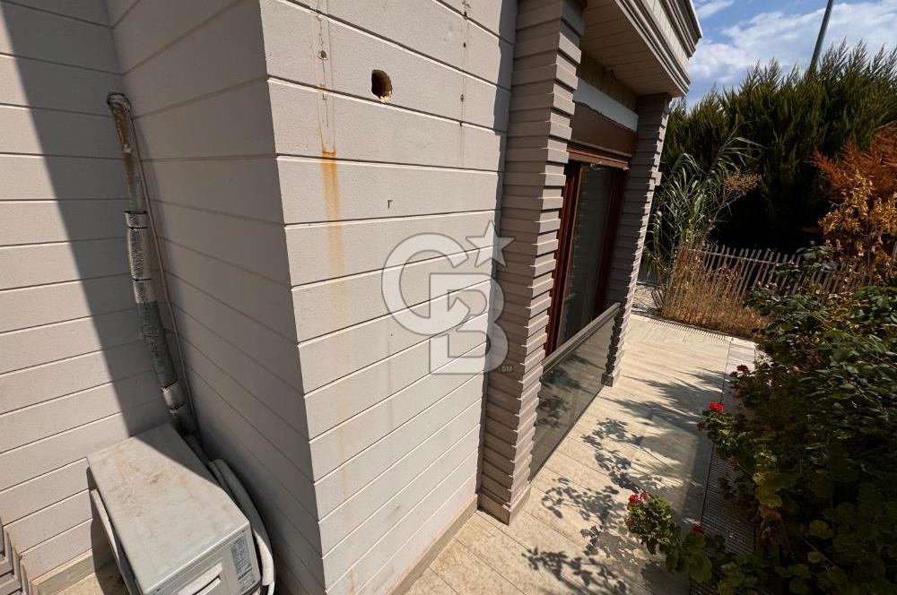 EDREMİT HAVACILARDA SATILIK 3+1 GENİŞ BAHÇE KULLANIMLI VİLLA
