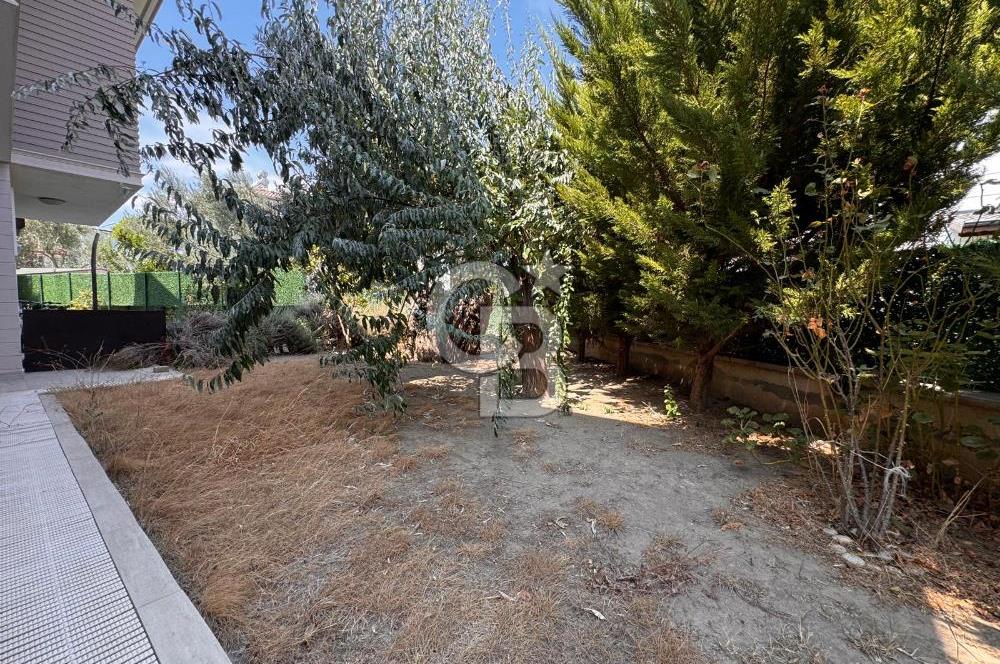 EDREMİT HAVACILARDA SATILIK 3+1 GENİŞ BAHÇE KULLANIMLI VİLLA
