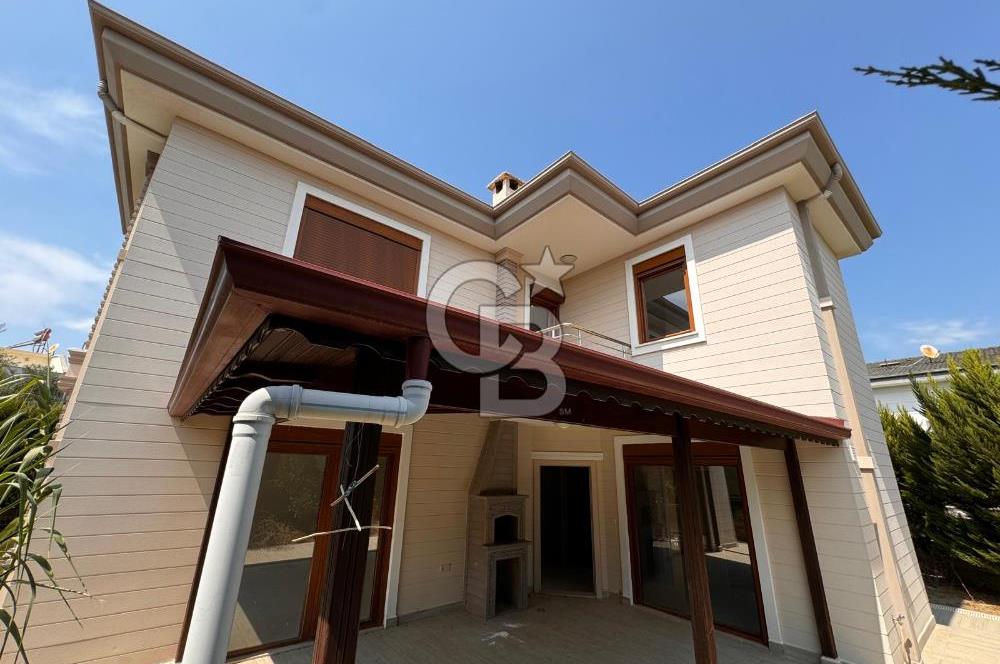 EDREMİT HAVACILARDA SATILIK 3+1 GENİŞ BAHÇE KULLANIMLI VİLLA