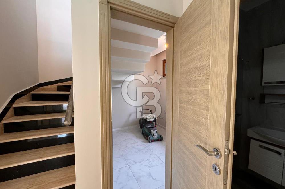 EDREMİT HAVACILARDA SATILIK 3+1 GENİŞ BAHÇE KULLANIMLI VİLLA