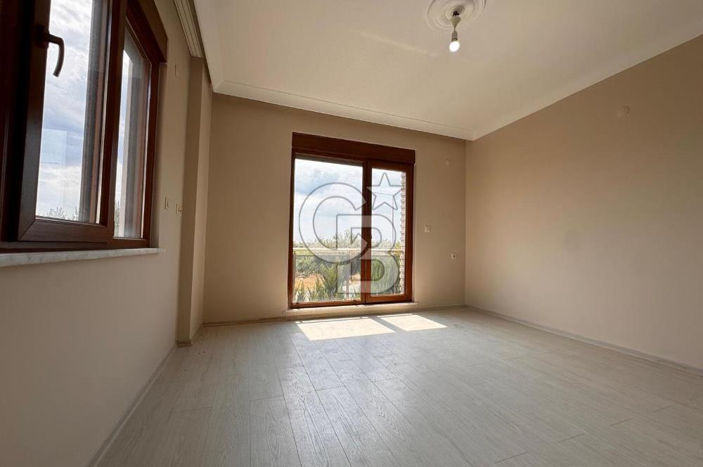 EDREMİT HAVACILARDA SATILIK 3+1 GENİŞ BAHÇE KULLANIMLI VİLLA