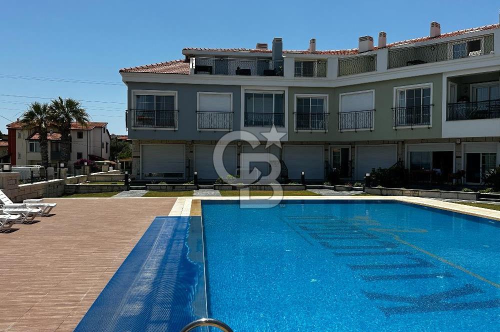 URLA ÇEŞMEALTI DENİZE SIFIR HAVUZLU SİTEDE SATILIK 1+1 DAİRE