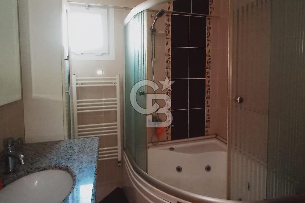 Balçova Site İçi 3+1 Asansörlü Otoparklı
