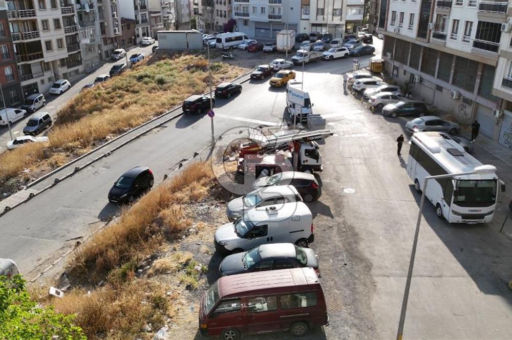 KARABAĞLAR VATAN MAHALLESİ 3 CEPHELİ 6 KAT SATILIK İMARLI ARSA