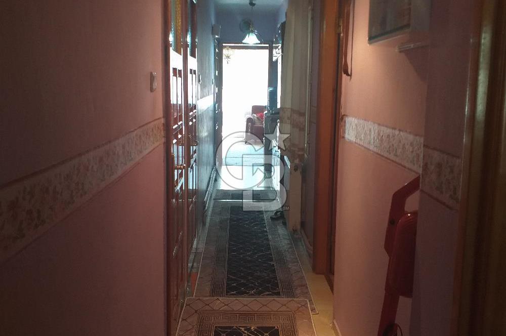 ŞİRİNYER MENDERES CADDESİNDE SATILIK 3+1 GENİŞ DAİRE