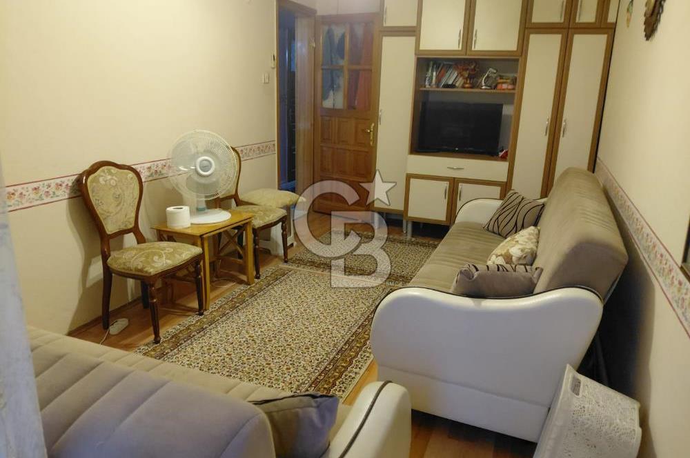 ŞİRİNYER MENDERES CADDESİNDE SATILIK 3+1 GENİŞ DAİRE
