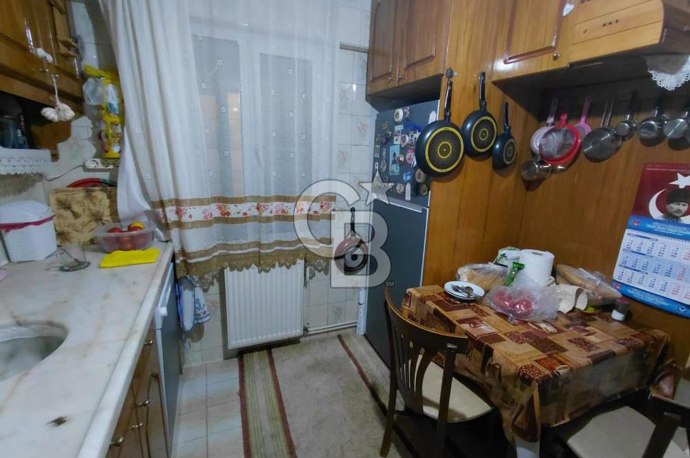 ŞİRİNYER MENDERES CADDESİNDE SATILIK 3+1 GENİŞ DAİRE