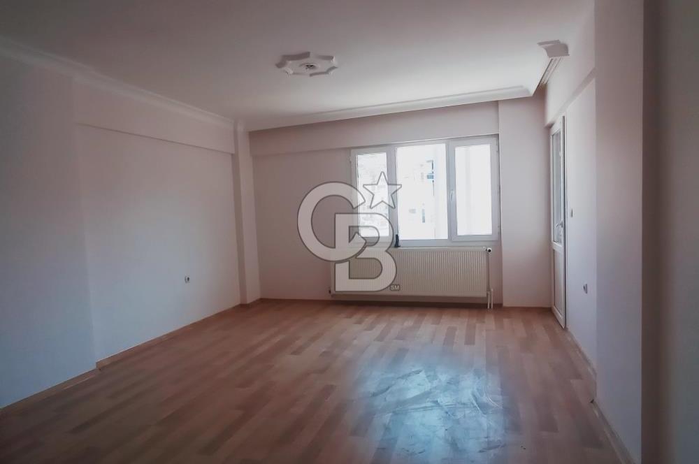 Balçova Site İçi 3+1 Asansörlü Otoparklı