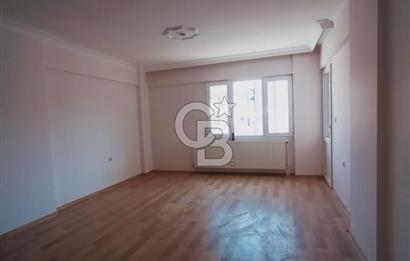 Balçova Site İçi 3+1 Asansörlü Otoparklı