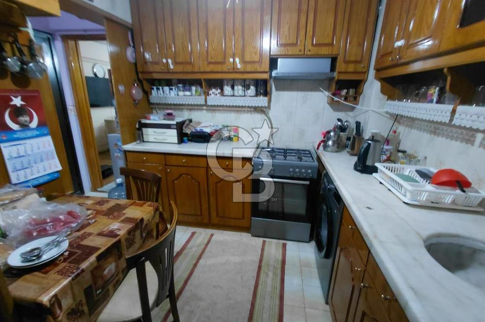 ŞİRİNYER MENDERES CADDESİNDE SATILIK 3+1 GENİŞ DAİRE