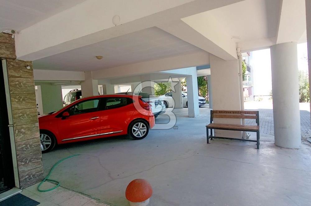 Balçova Site İçi 3+1 Asansörlü Otoparklı