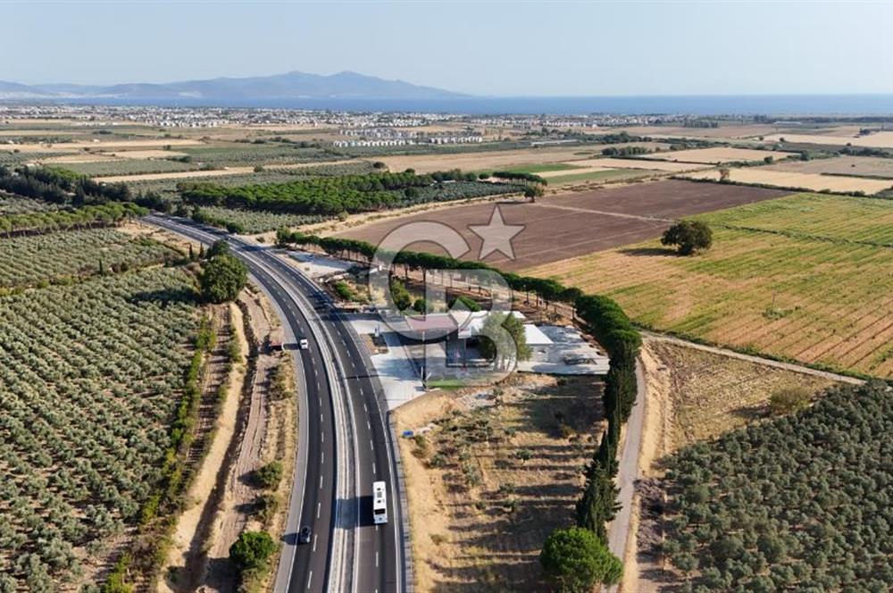 İzmir-Çanakkale Yolu Üzerinde Satılık 5430 M2 Arazi
