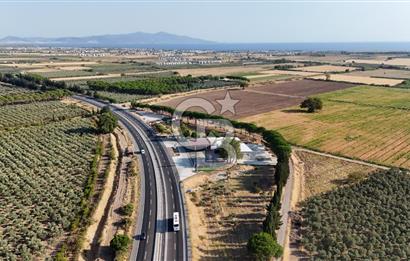 İzmir-Çanakkale Yolu Üzerinde Satılık 5430 M2 Arazi