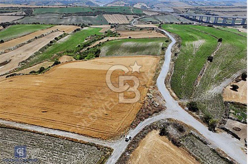 ARNAVUTKÖY YASSIÖREN'DE SATILIK ARSA