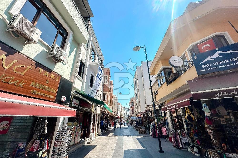 ÇANAKKALE MERKEZ TİCARETİN YOĞUN NOKTASINDA KOMPLE SATILIK BİNA