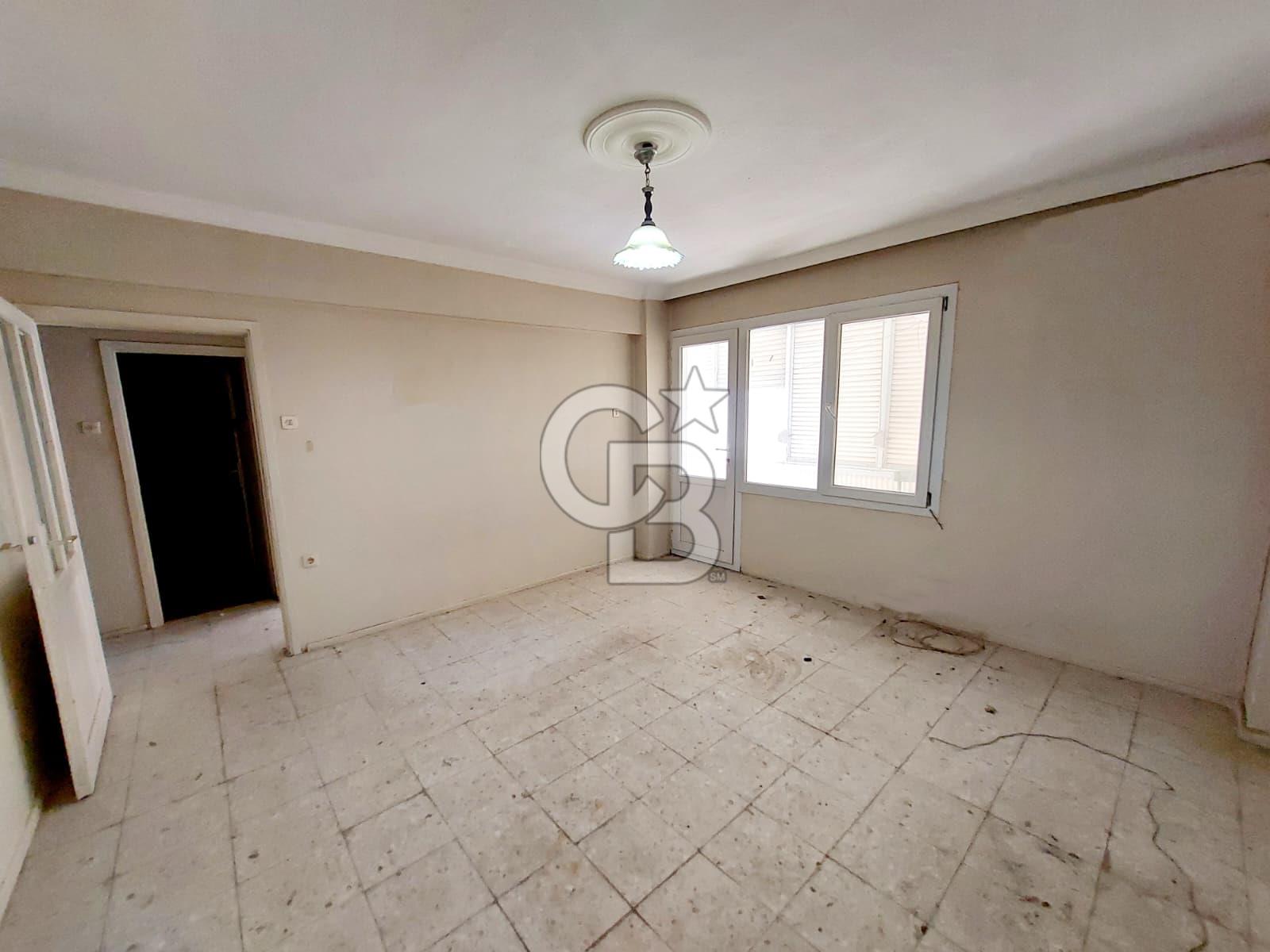Dikili Çarşıda Merkezi Konumda 2+1 Kiralık Daire