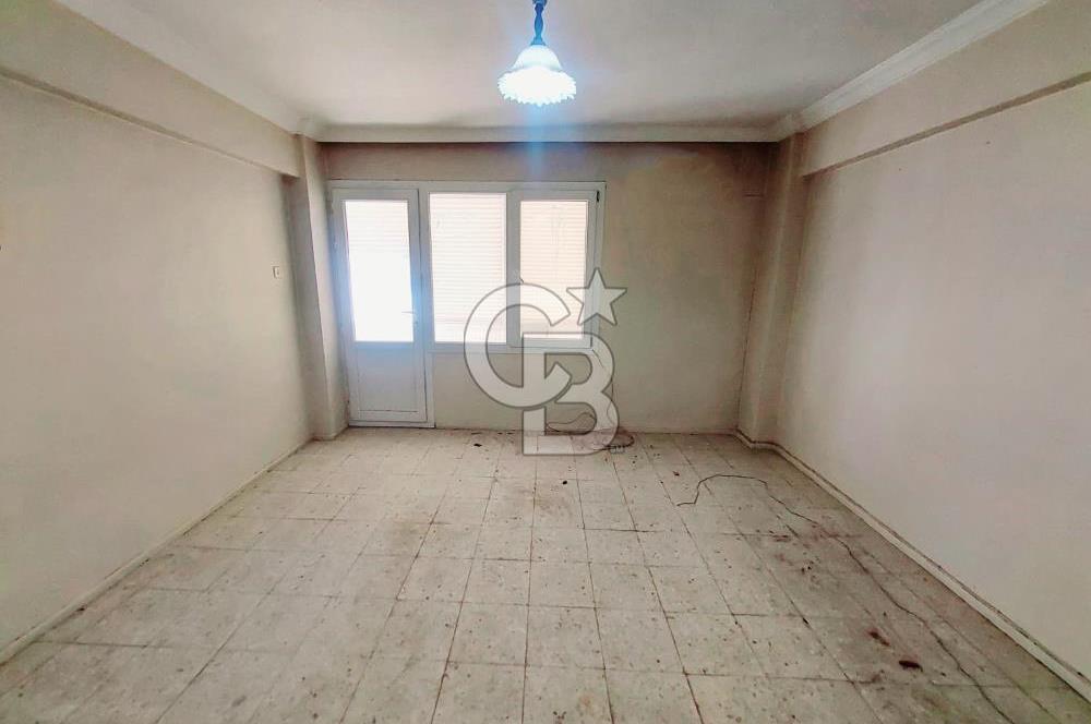Dikili Çarşıda Merkezi Konumda 2+1 Kiralık Daire