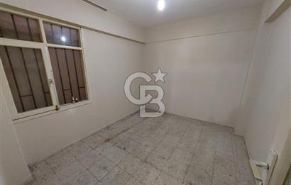 Dikili Çarşıda Merkezi Konumda 2+1 Kiralık Daire
