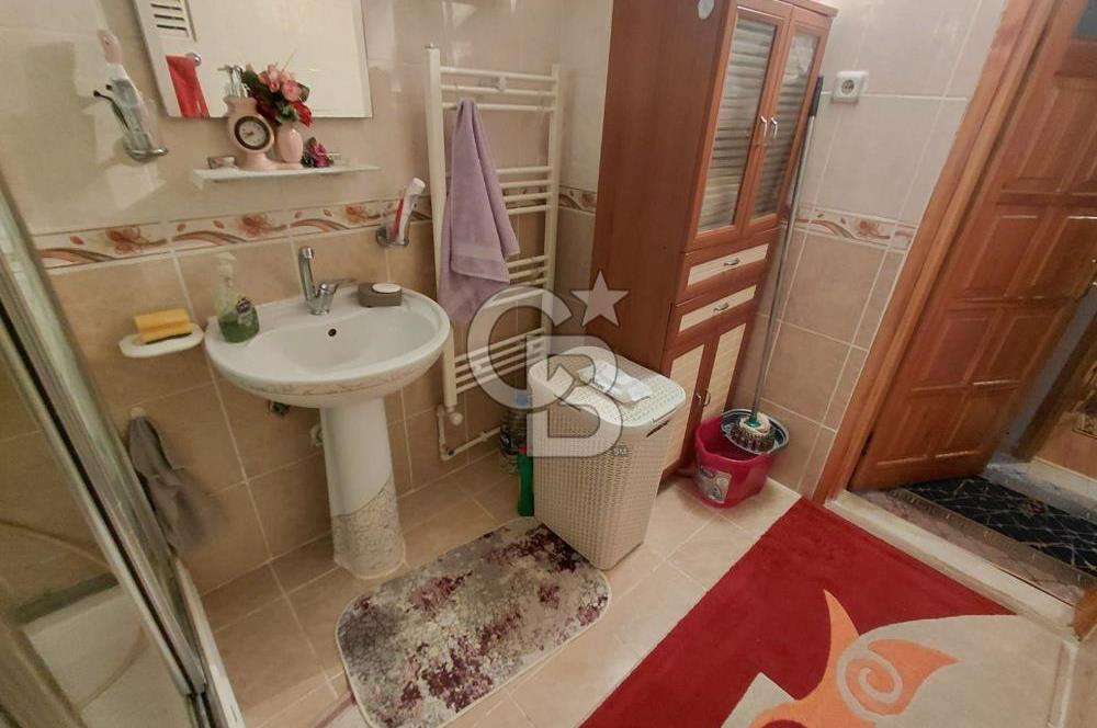 ŞİRİNYER MENDERES CADDESİNDE SATILIK 3+1 GENİŞ DAİRE