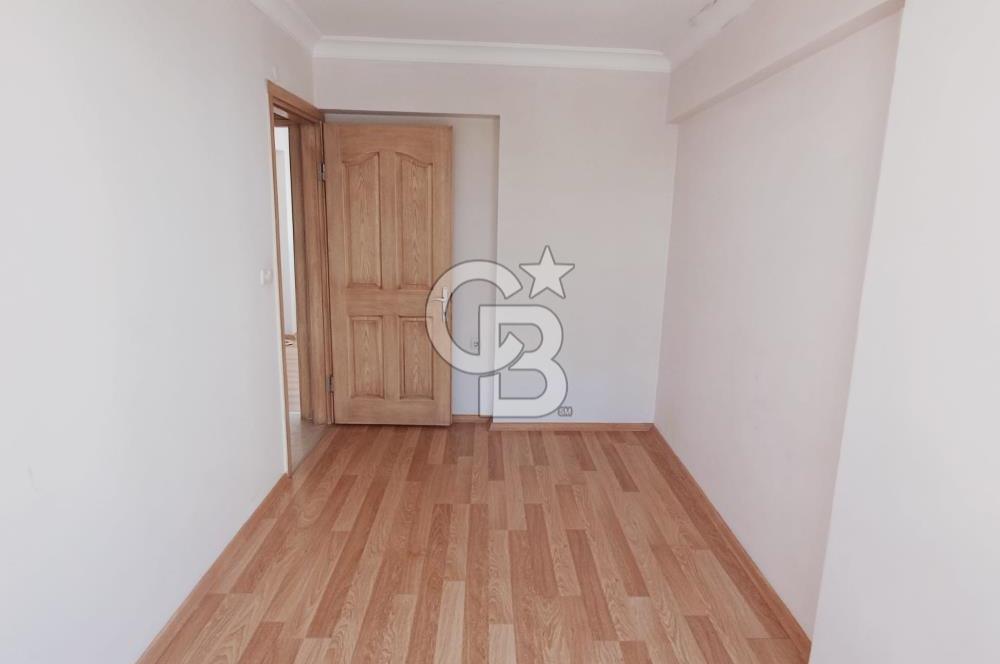 Balçova Site İçi 3+1 Asansörlü Otoparklı