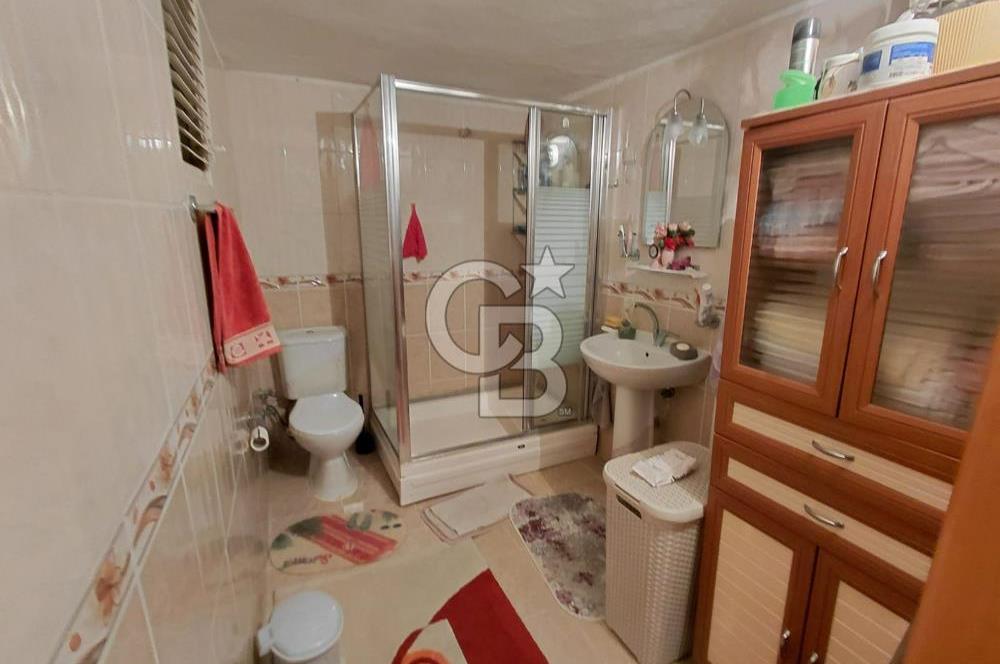 ŞİRİNYER MENDERES CADDESİNDE SATILIK 3+1 GENİŞ DAİRE